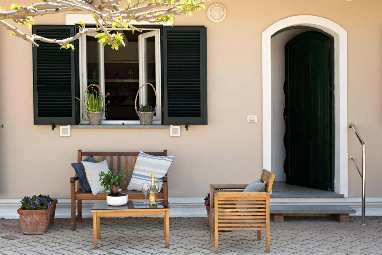 Casa Primavera Виареджо Екстериор снимка